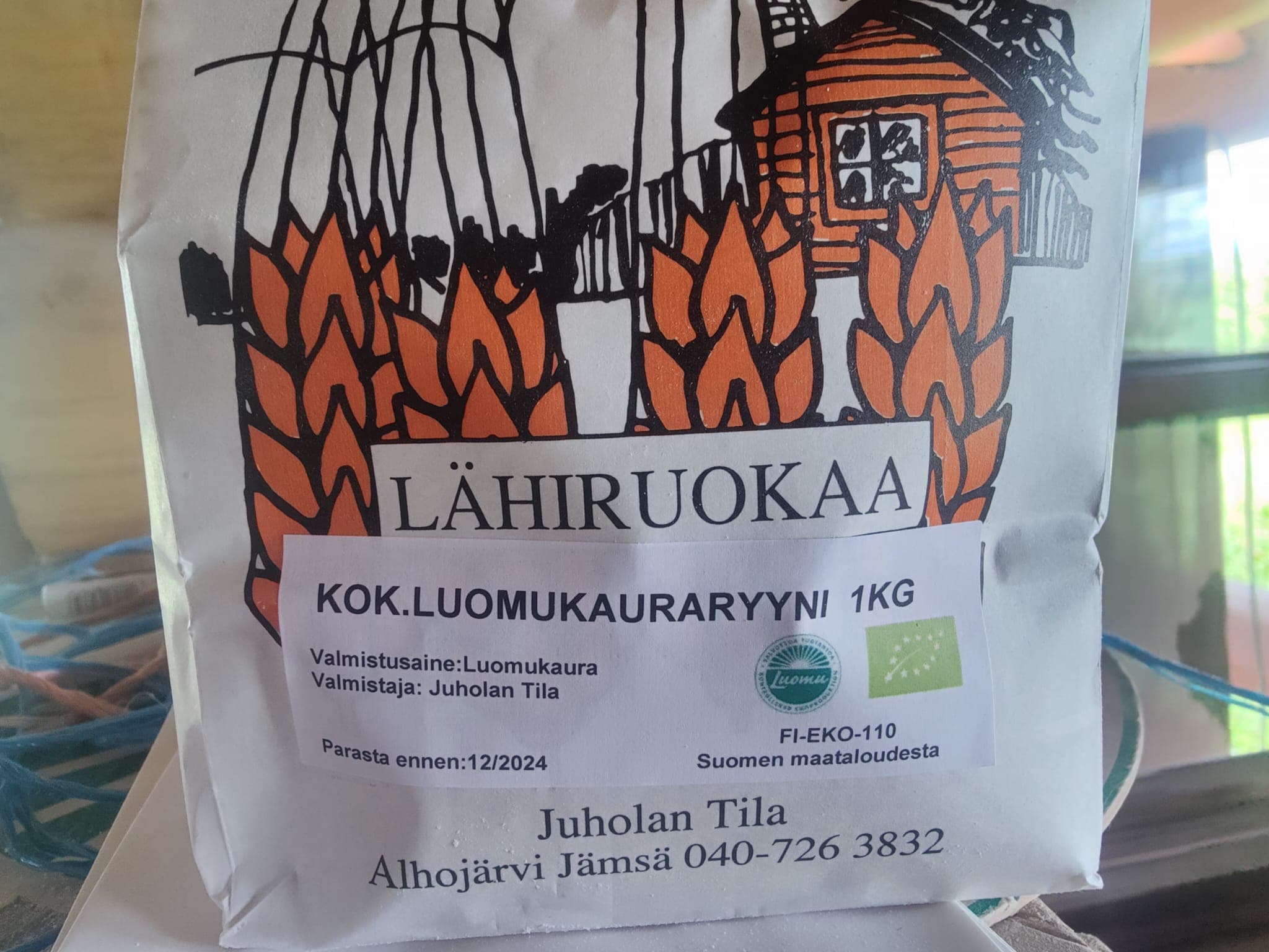 Juholan tilan luomukauraryynit pakkauksessa